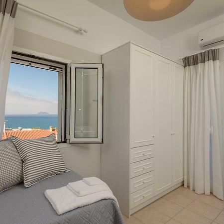 Full View In A Luxury House Kalamaki (Heraklion) Exterior photo