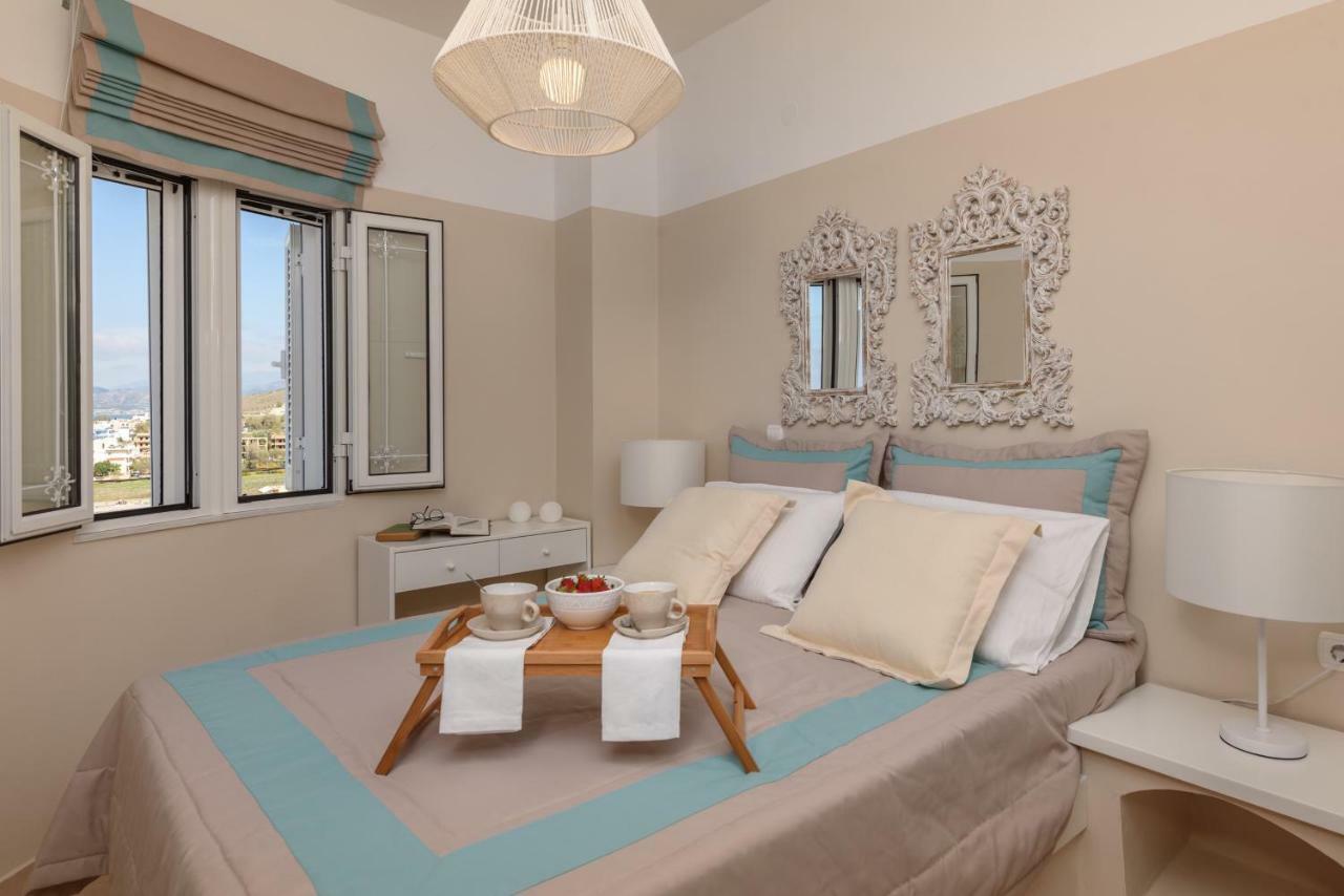 Full View In A Luxury House Kalamaki (Heraklion) Exterior photo