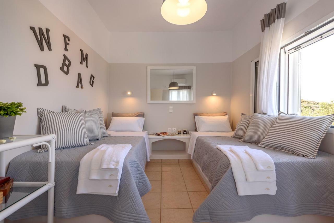 Full View In A Luxury House Kalamaki (Heraklion) Exterior photo